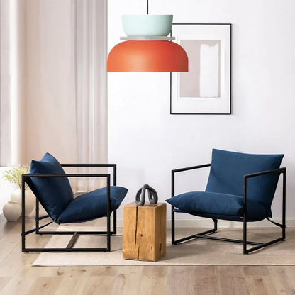 Lampa wisząca – detal materiału