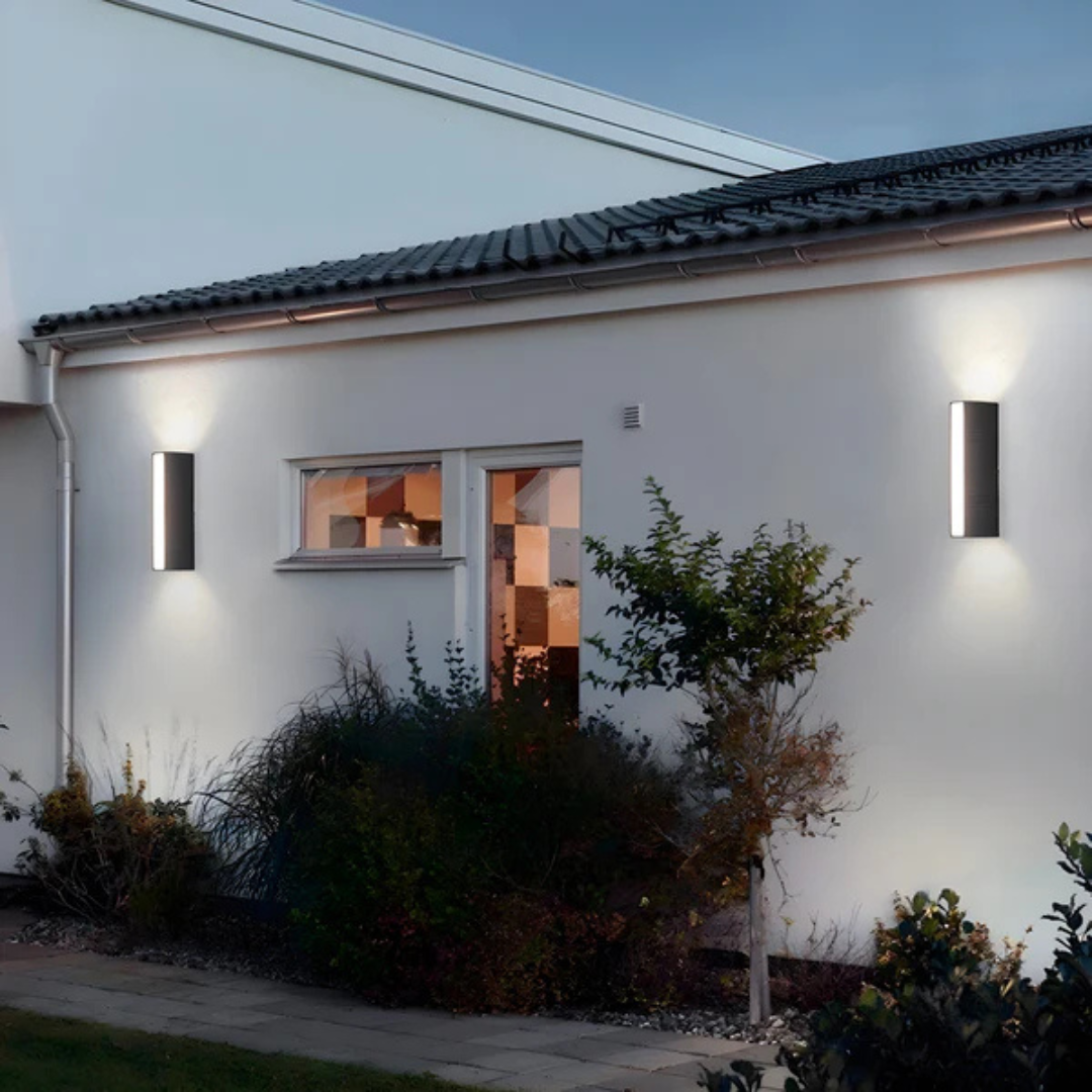 Nowoczesna Czarna Lampa Zewnętrzna LED IP65 do Ogrodu, Balkonu i Tarasu – Wodoodporna, Energooszczędna, Elegancki Design 3