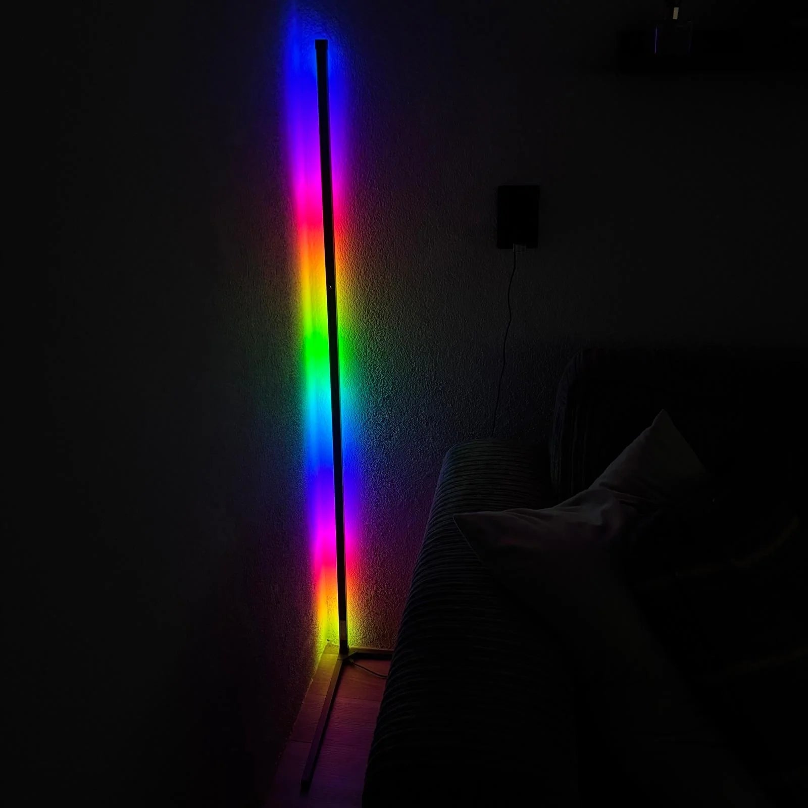 Nowoczesna Lampa Narożna Podłogowa LED – Zdalne Sterowanie, Energooszczędna Atmosfera w Salonie i Sypialni [lampa podłogowa] 2