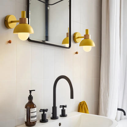 Nowoczesna lampa LED ścienna z drewnianym włącznikiem – Idealna do salonu, sypialni i przedpokoju 4
