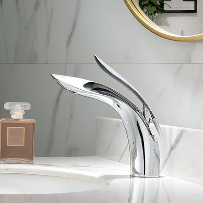 Nowoczesna mosiężna bateria łazienkowa – elegancki design z wodospadem, do montażu z jednym otworem i łatwej obsługi 4