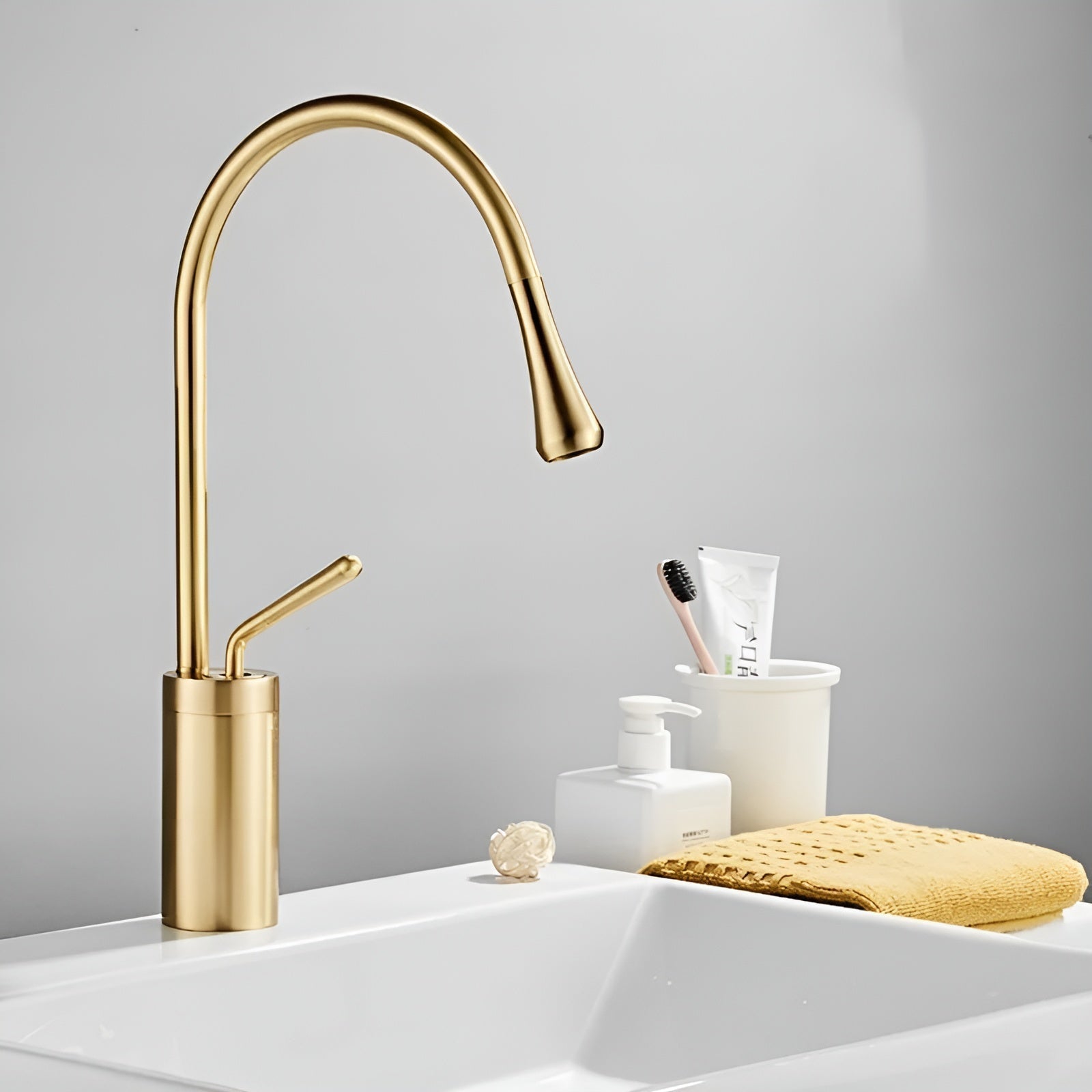 Obrotowy metalowy kran – elegancki design do kuchni i łazienki z obrotem 360° zapewniającym optymalną swobodę ruchu 6