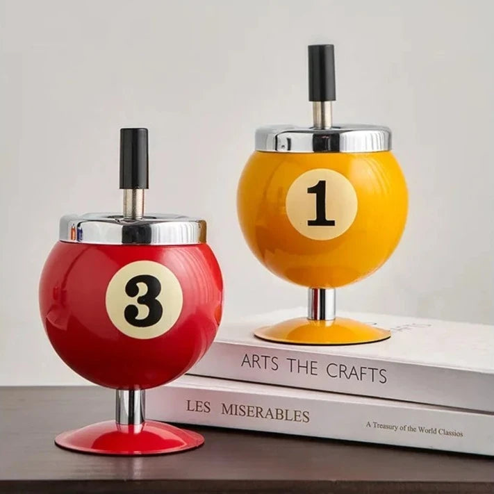 Popielniczka Metalowa do Bilarda – Elegancki Akcent do Pokoju Gier, Srebrna, Nowoczesna, Wbudowana Funkcjonalność 8