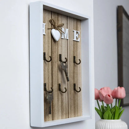 Ręcznie robiony wieszak na klucze z litego drewna – elegancki design do uporządkowania i dekoracji domu 2