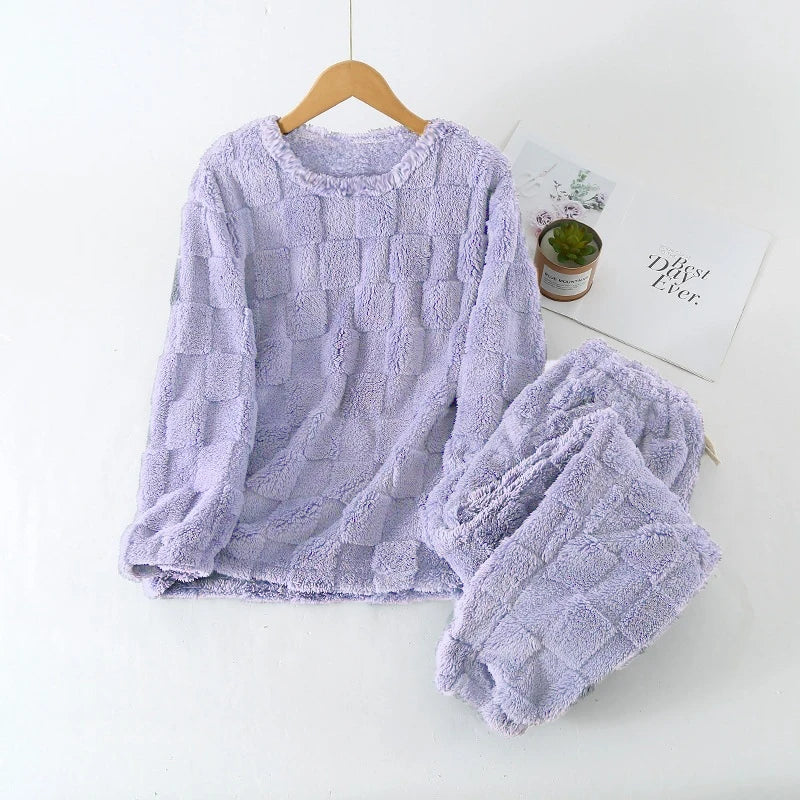 RelaX Damska Piżama Dwuczęściowa – Stylowy Krój w Kratkę na Zimowe Wieczory [piżama damska] 0