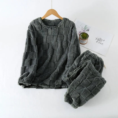 RelaX Damska Piżama Dwuczęściowa – Stylowy Krój w Kratkę na Zimowe Wieczory [piżama damska] 2