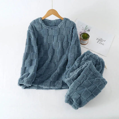 RelaX Damska Piżama Dwuczęściowa – Stylowy Krój w Kratkę na Zimowe Wieczory [piżama damska] 3