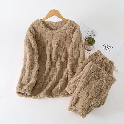 RelaX Damska Piżama Dwuczęściowa – Stylowy Krój w Kratkę na Zimowe Wieczory [piżama damska] 4