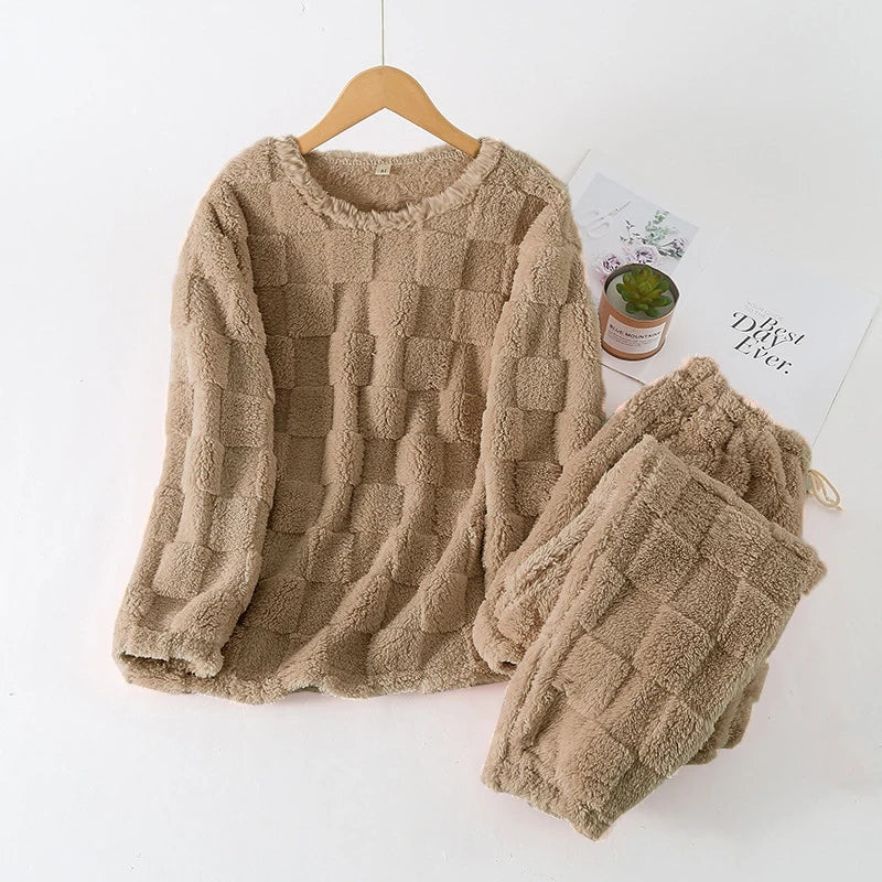 RelaX Damska Piżama Dwuczęściowa – Stylowy Krój w Kratkę na Zimowe Wieczory [piżama damska] 4