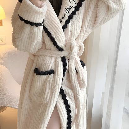 Luksusowy Szlafrok Damski – Ciepły Koralowy Aksamit na Chłodne Wieczory [szlafrok damski]