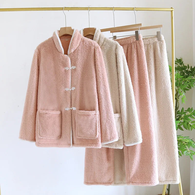 Sofia Kobieca Piżama Flanelowa – Ciepła i Stylowa Odzież Nocna na Zimowe Wieczory [Sofia] 1