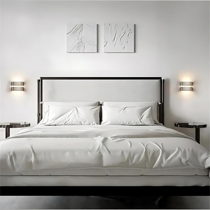 Srebrny Kinkiet Zewnętrzny – Nowoczesny Design z LED, Idealny na Taras i Balkon [kinkiet zewnętrzny] 3