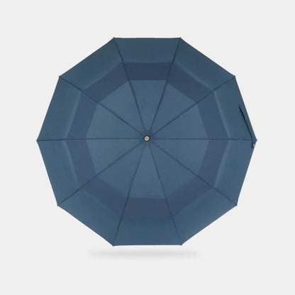 Złożony parasol 36 cm porównany z przedmiotami codziennego użytku