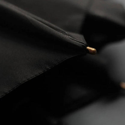 Elegancki czarny parasol z szybkoschnącą tkaniną pongee