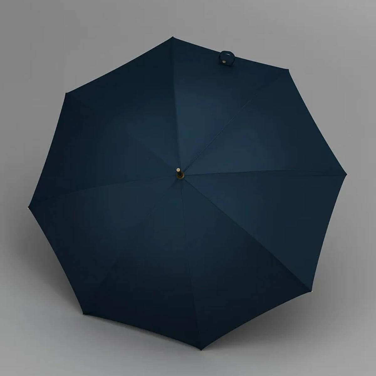 Granatowy parasol z gęstą tkaniną pongee i trwałą drewnianą rączką