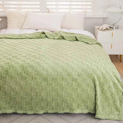 Koc w kratę 200x230 cm złożony – widok z góry
