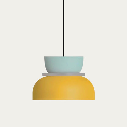 Lampa sufitowa – kolorowe akcenty zbliżenie